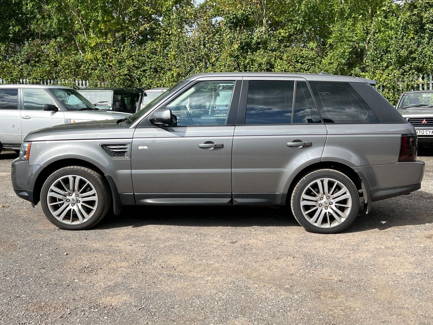 Used LAND ROVER RANGE ROVER SPORT 2010 Grey in Yeovil, Somerset