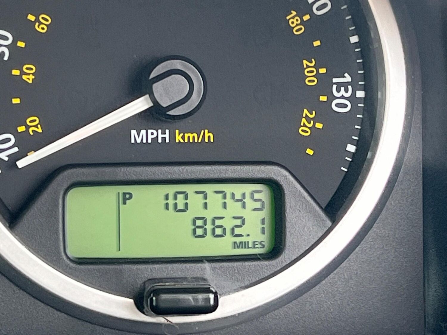 Used LAND ROVER RANGE ROVER SPORT 2009 Red in Yeovil, Somerset Gerald