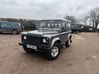 LAND ROVER DEFENDER 90
