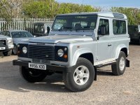 LAND ROVER DEFENDER 90