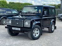 LAND ROVER DEFENDER 90