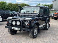 LAND ROVER DEFENDER 90