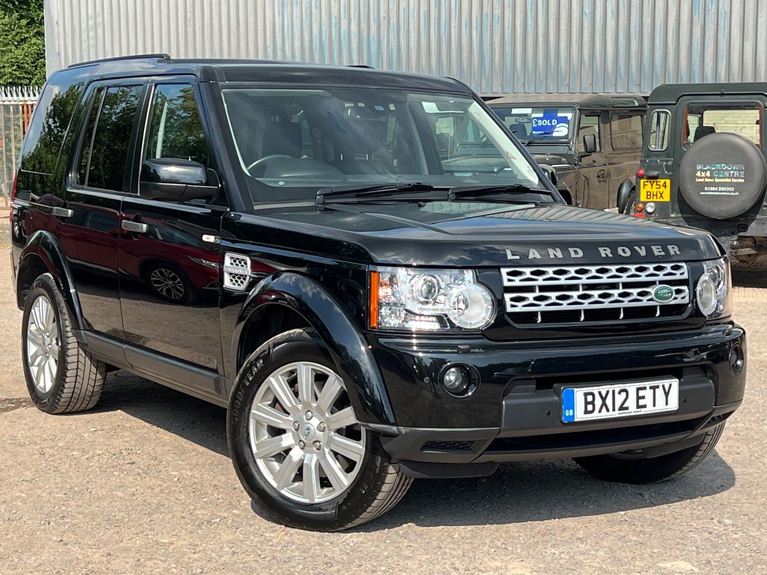 Used LAND ROVER DISCOVERY 4 2012 Black in Yeovil, Somerset Gerald Hallett