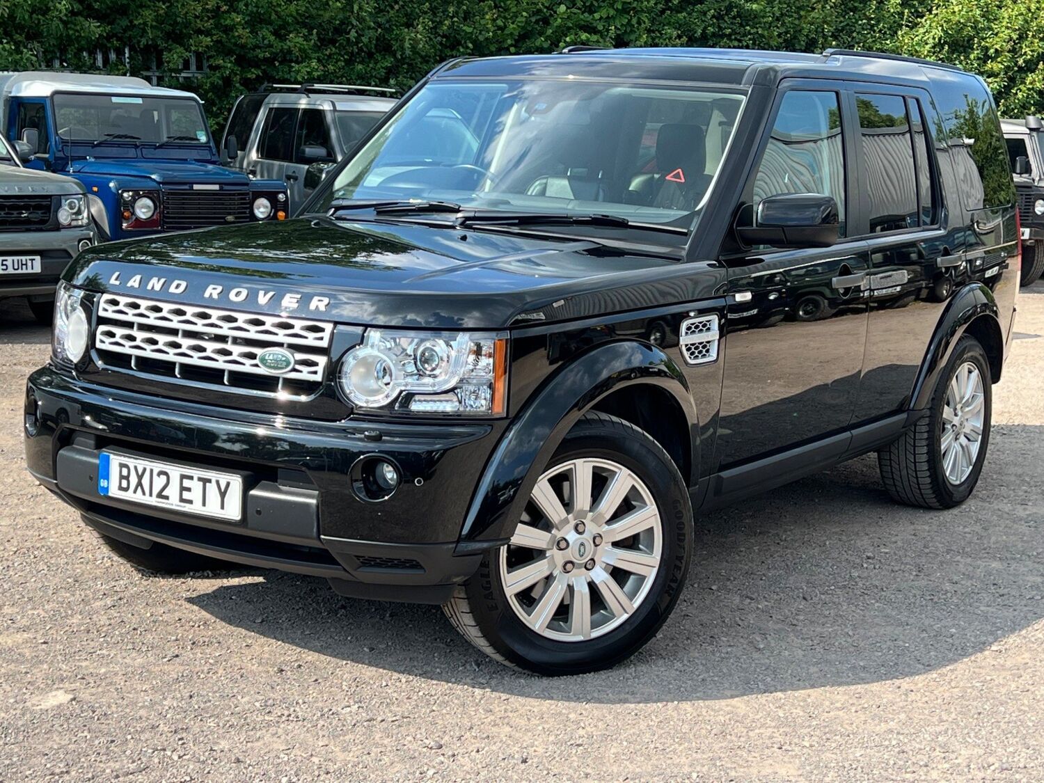 Used LAND ROVER DISCOVERY 4 2012 Black in Yeovil, Somerset Gerald Hallett