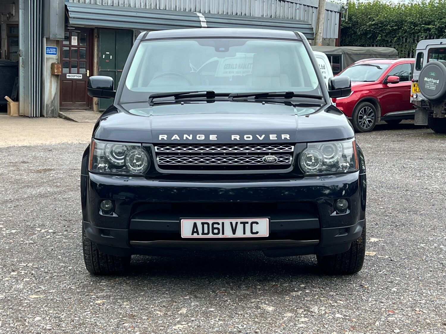 Used LAND ROVER RANGE ROVER SPORT 2011 Blue in Yeovil, Somerset